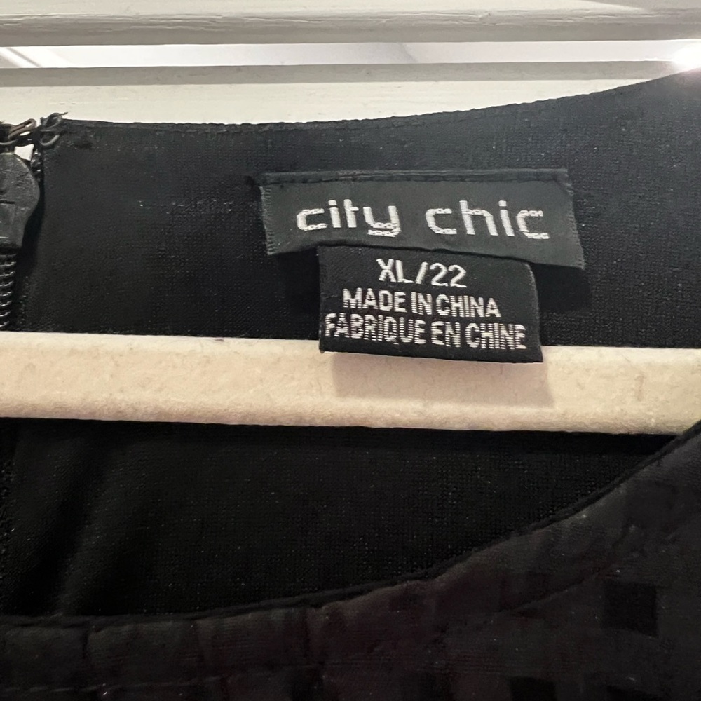City Chic Black Short Sleeve A-Line Cocktail Dress 22 - Picture 2 of 13